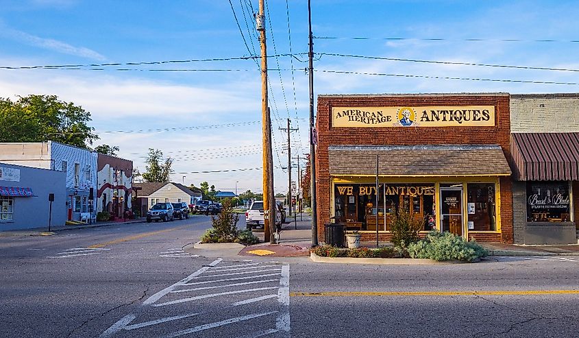 Antiques and Collectibles store in the village of Jenks.