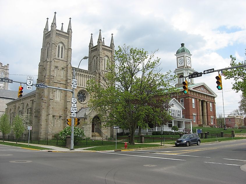 East High Street Historic District, Mount Vernon