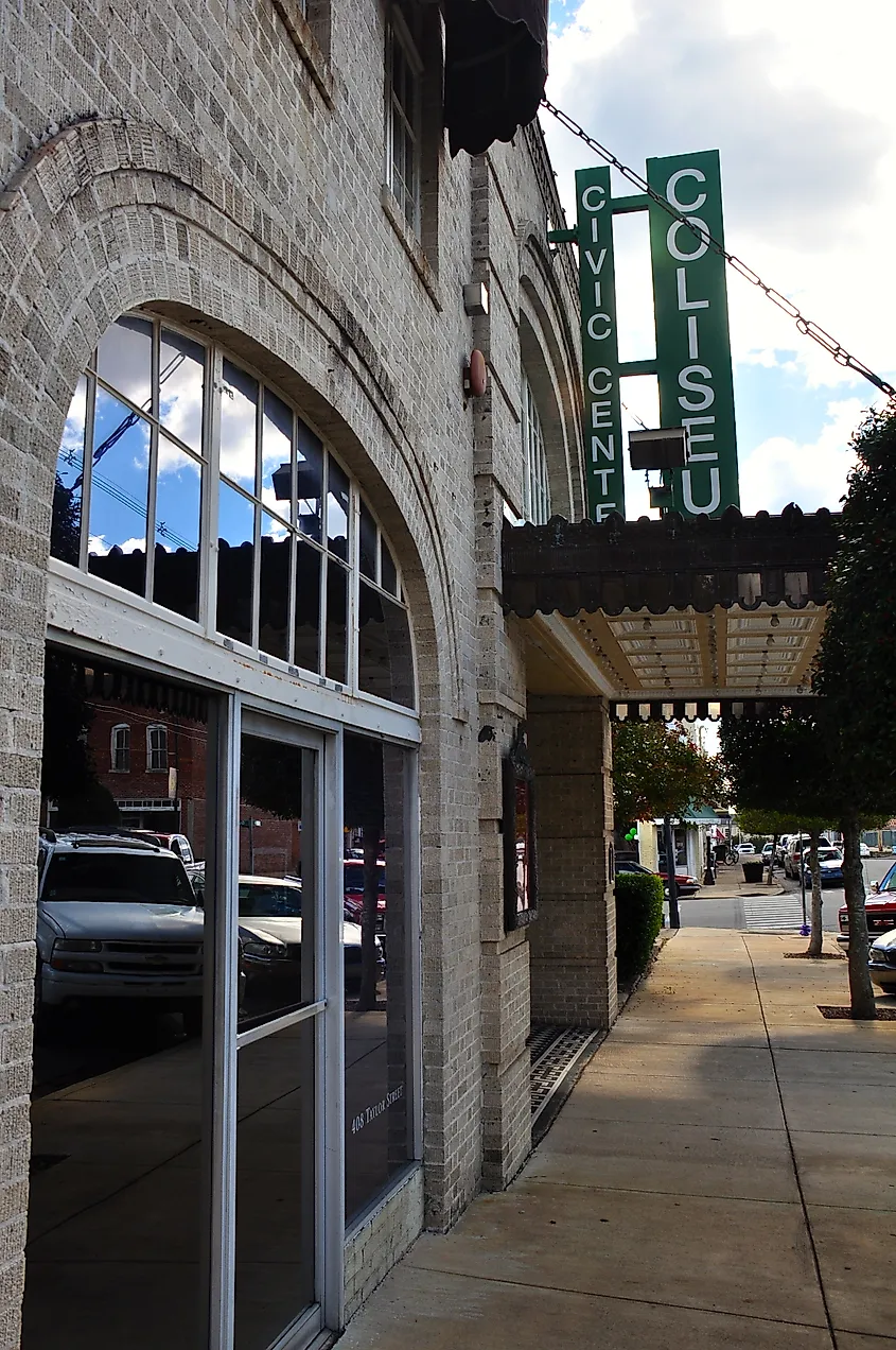 The Coliseum Theatre in Corinth, MS.