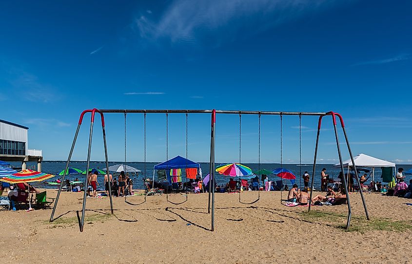 Colonial Beach at the Potomac River.