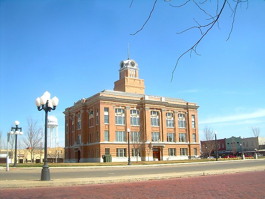 Randall County Courthouse in downtown Canyon, Texas