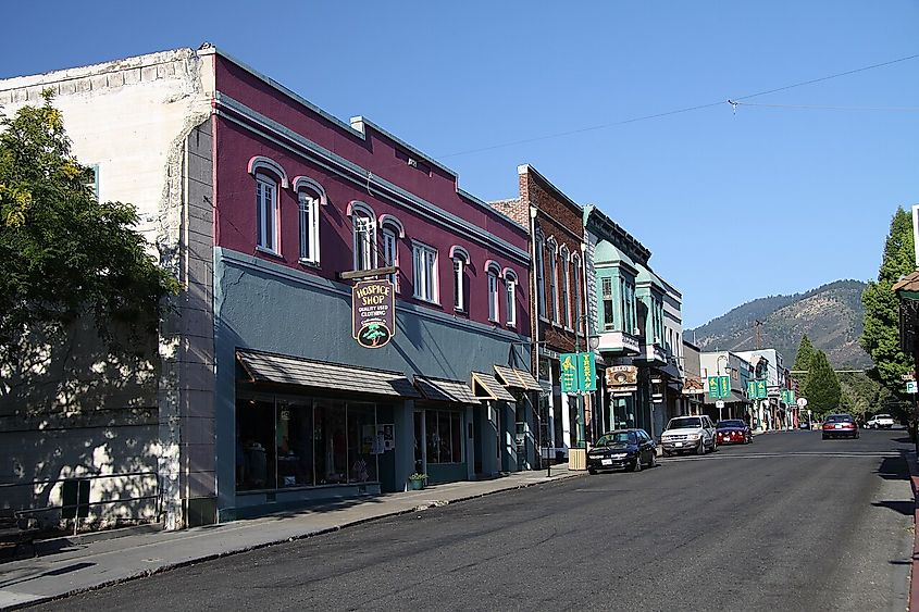Town Yreka in northern California.