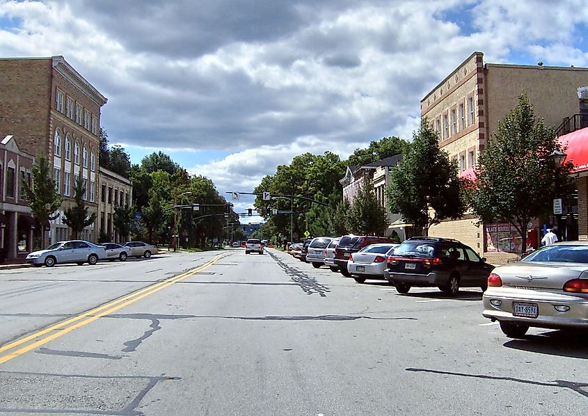 Westward along Third Street (Pennsylvania Route 68) in downtown Beaver, Pennsylvania, United States