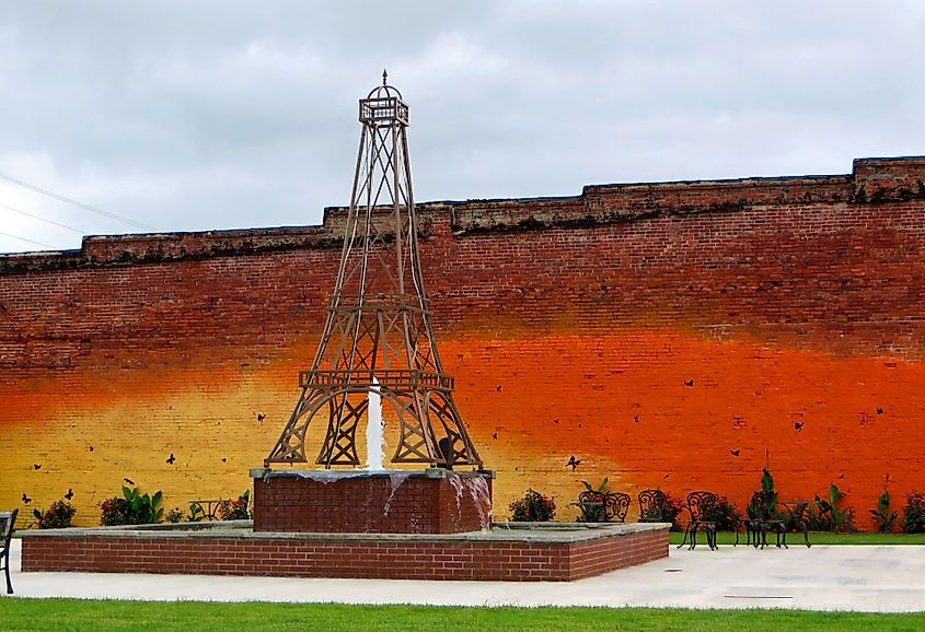 Eiffel Tower of Paris, Arkansas. Image credit Granger Meador via Flickr.com.