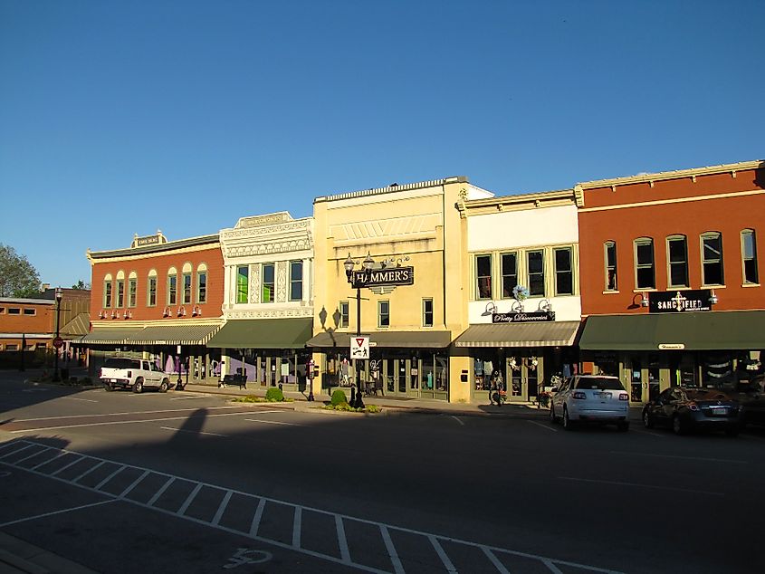 Buildings along 1st Ave. on Courthouse Square in Winchester, Tennessee. 