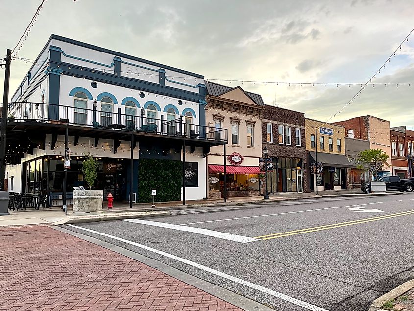 Scenes from downtown Tuscumbia, Alabama.