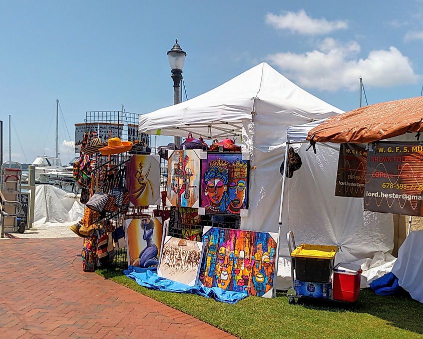 Beaufort, South Carolina, USA. Gullah Festival sale of paintings.