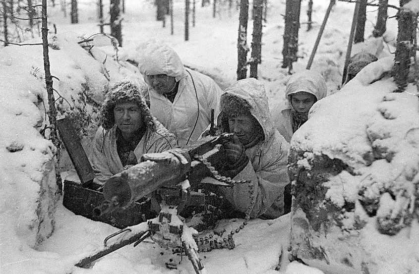 A Finnish Maxim M/32-33 machine gun nest 100 metres from Soviet forces during the Winter War, located approximately 5 kilometres north of Lemetti (area of the modern Pitkyarantsky District, Russia).