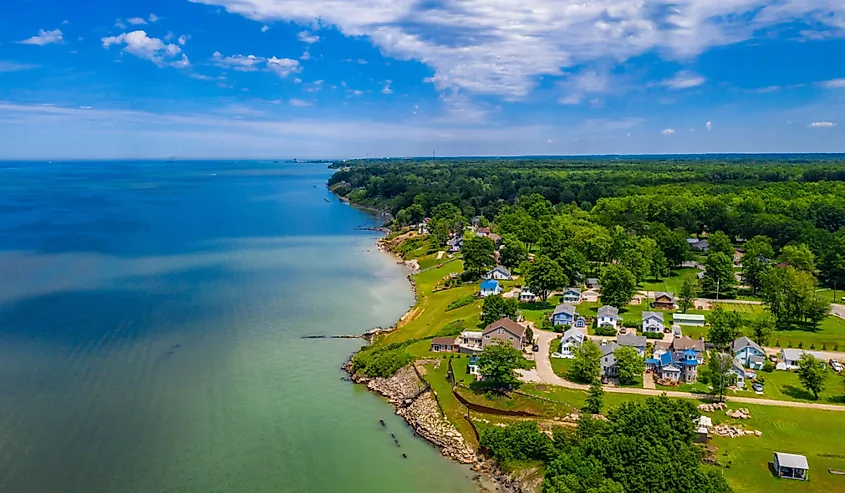 Lake Erie Coastline, Ashtabula, Ohio.