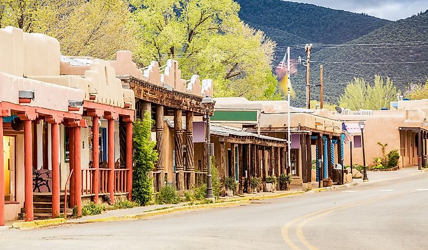 Buildings in Taos, which is the last stop before entering Taos Pueblo, New Mexico