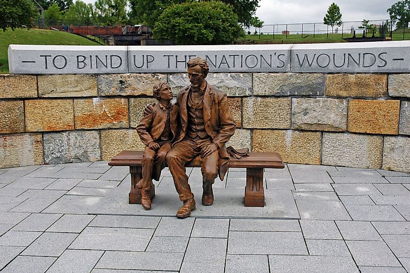 Statue of Abraham Lincoln and son Tad, Riverfront Canal Walk, Richmond, Virginia