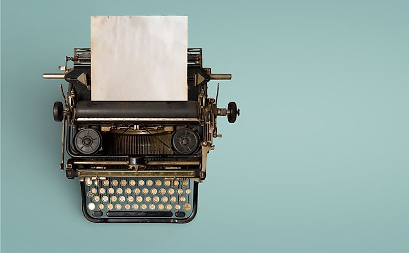 who invented typewriter machine