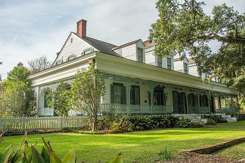 Creole cottage style historic home and former antebellum Myrtles Plantation, built in 1796, in St. Francisville, West Feliciana Parish, Louisiana.