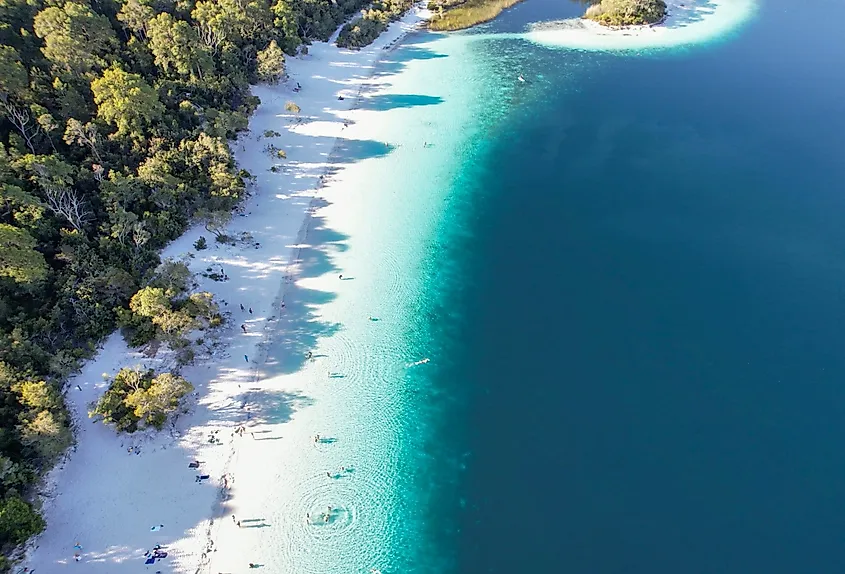 Lake McKenzie on K'gari.