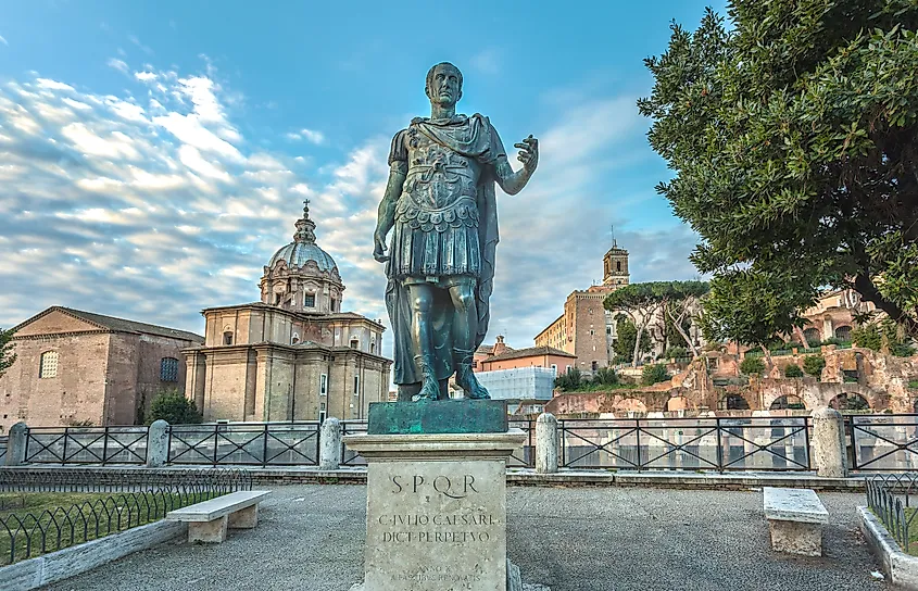 Bronze statue of Roman Emperor, Julius Caesar