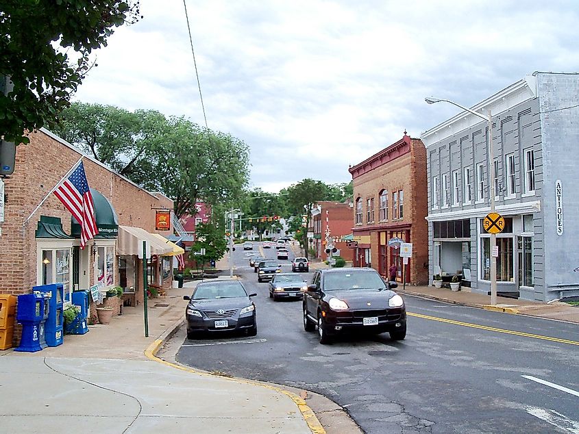 Downtown street in Orange, Virginia