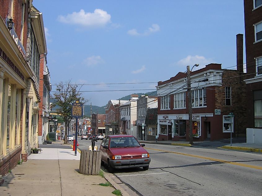 East Pitt Street in Bedford, Pennsylvania, looking west. At left is the historic Espy House. Near center on the far side of the street is the Pitt Theater, the only cinema in Bedford county.