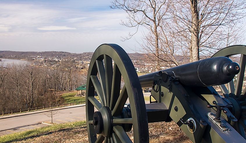 Parkersburg, West Virginia. Historic Fort Boreman park. Replica of Civil War canon.