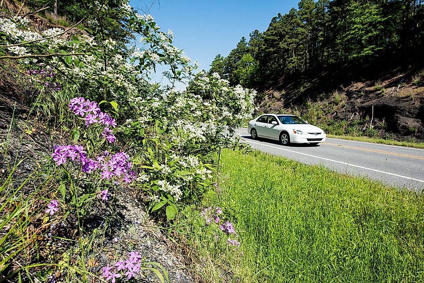 Scenic landscape along Highway 10 near Maumelle, Arkansas