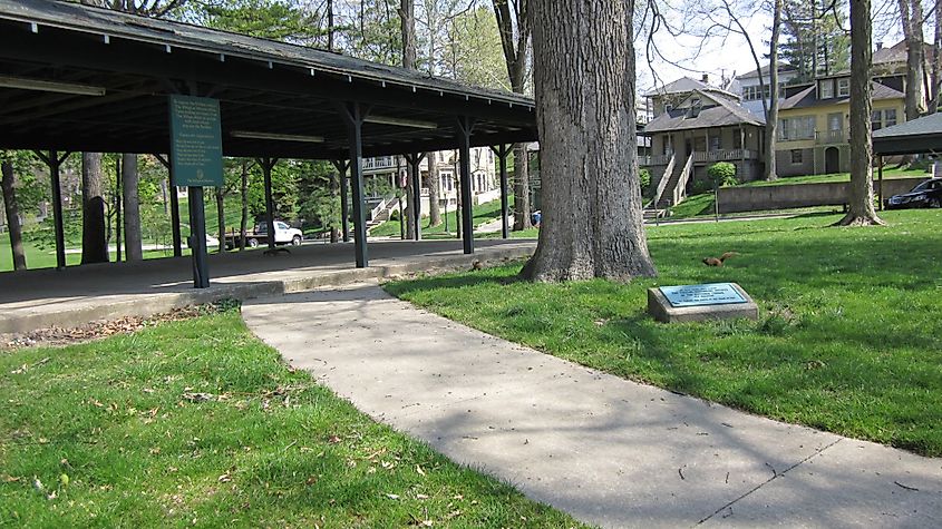 Street in Winona Lake, Indiana