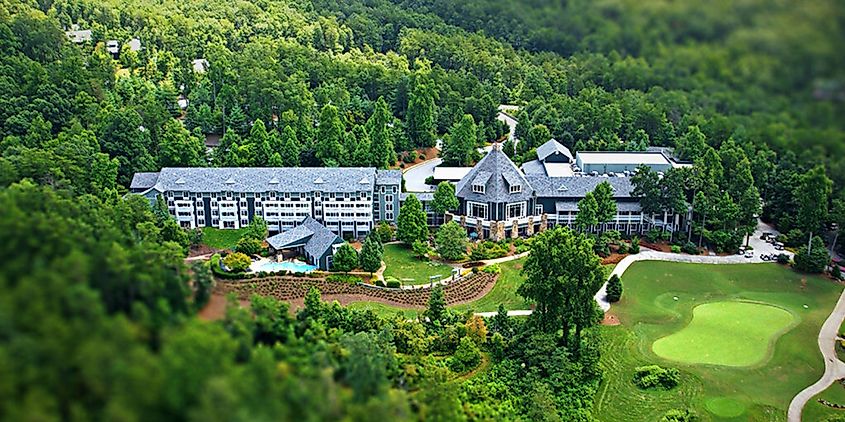 Aerial view of the Brasstown Valley Resort, via 