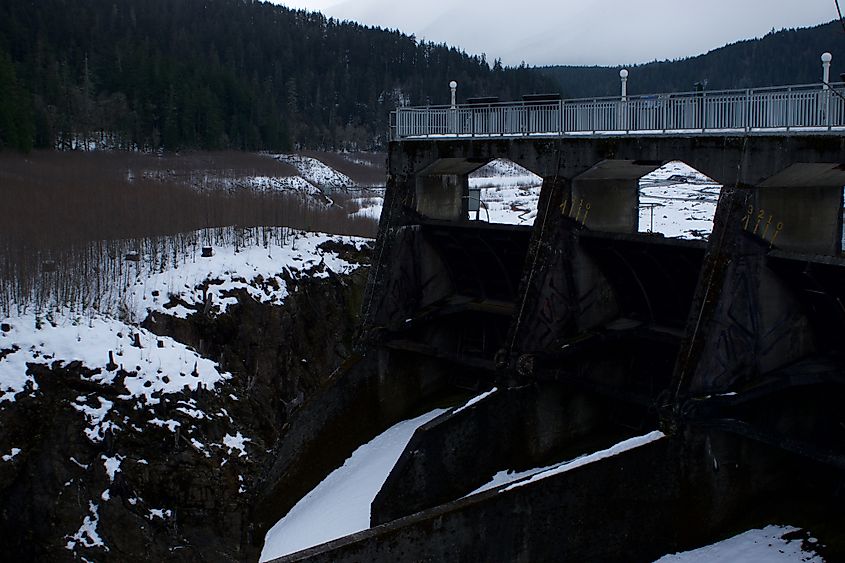 Elwha dam