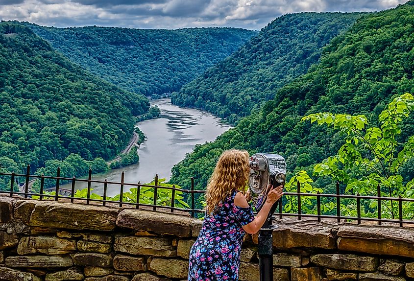 Hawks Nest State Park and a view into the New River Gorge.