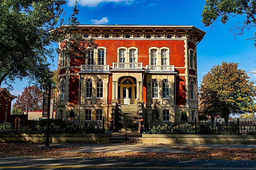 Reddick Mansion sitting in the historical park of Ottawa, Illinois.