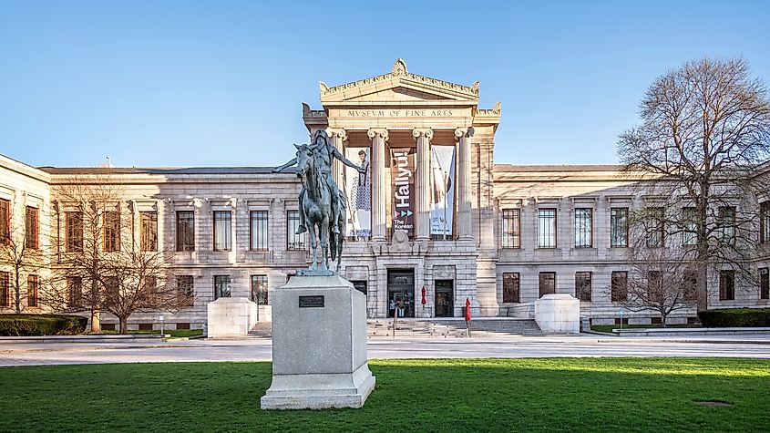 Front view of the Museum of Fine Arts in Boston, Massachusetts.