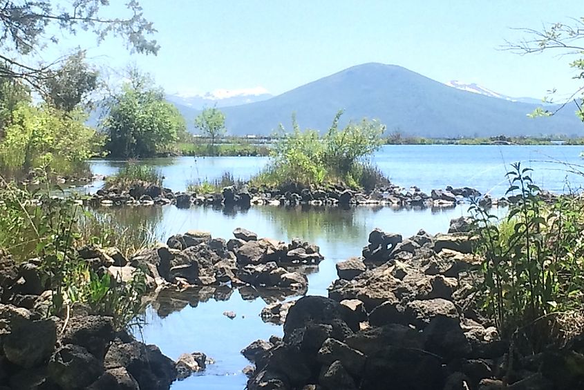 Ahjumawi Lava Springs State Park in California