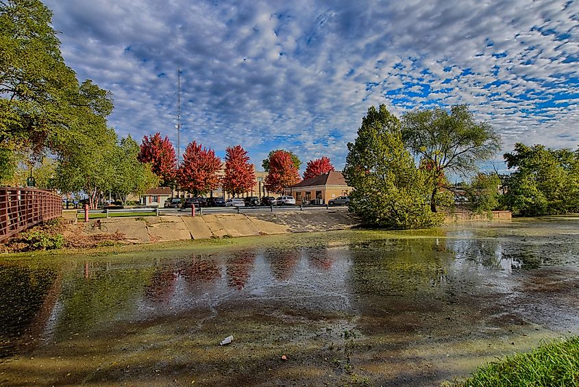 The I & M Canal in Morris, Illinois. Image by Kenneth Spencer via Flickr. 