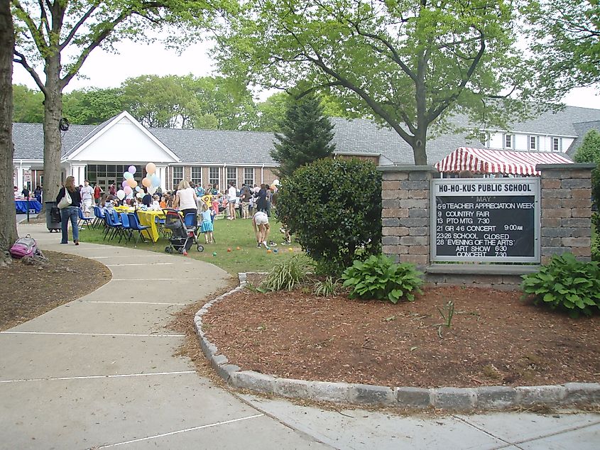 Ho-Ho-Kus Public School hosts a "Country Fair." 