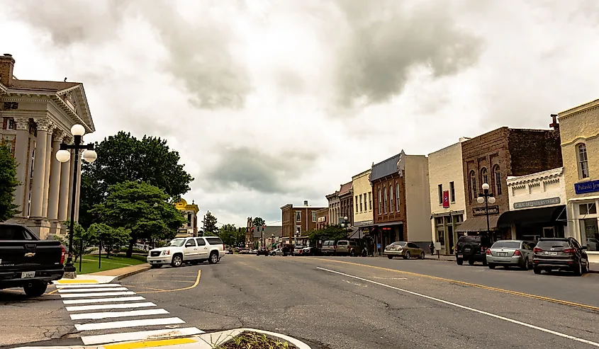 Historic downtown Pulaski, Tennessee. Editorial credit: JNix / Shutterstock.com