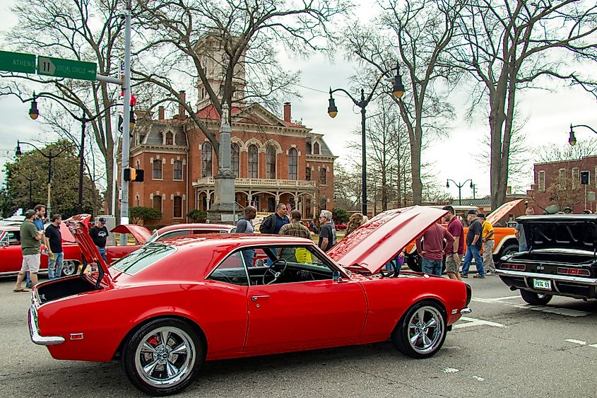Walton County courthouse in Monroe, Georgia
