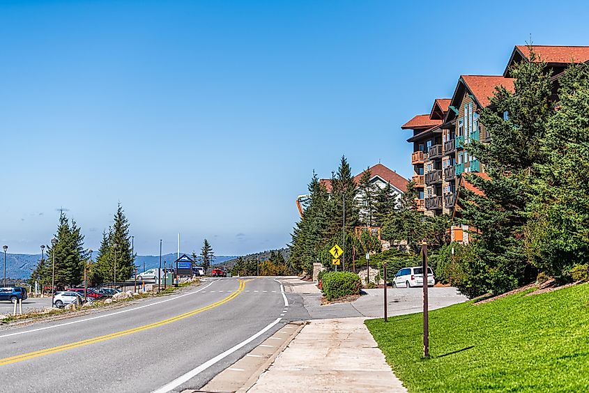 Street view in Snowshoe, Editorial credit: Kristi Blokhin / Shutterstock.com