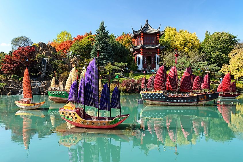 A view of Montreal Botanical garden in autumn