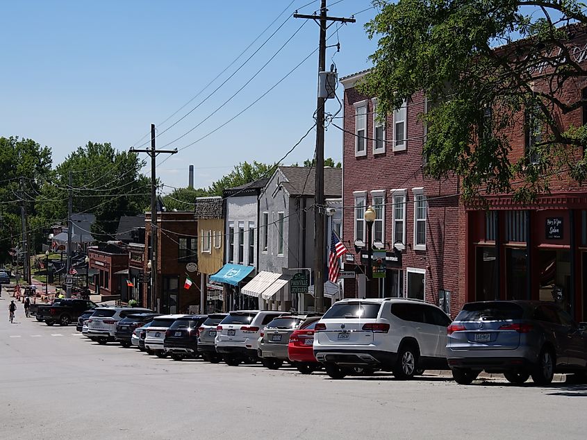 Cars parked along a street in downtown Parkville, Missouri. Editorial credit: Matt Fowler KC / Shutterstock.com