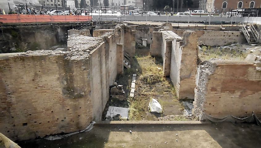 Italy, Rome, piazza Madonna di Loreto (near piazza Venezia), dig for the line C of the Rome metro, with remains of the Hadrian's Athenaeum: view of corridor between the central and the south hall.