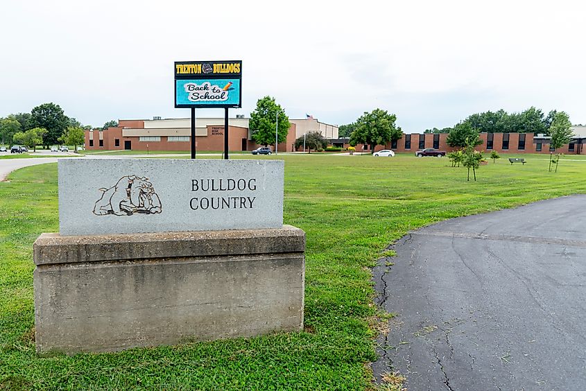 A high school in the town of Trenton, Missouri.