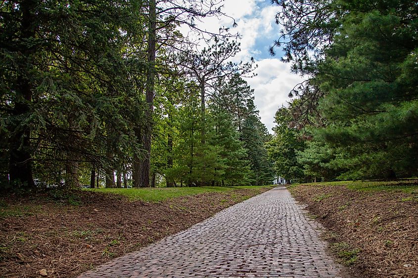 Path through the Arbor Lodge State Historical Park.