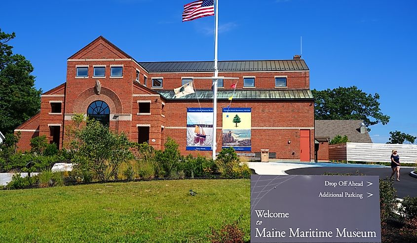 Exterior view of the Maine Maritime Museum with exhibits about the maritime heritage and culture of Maine in Bath.