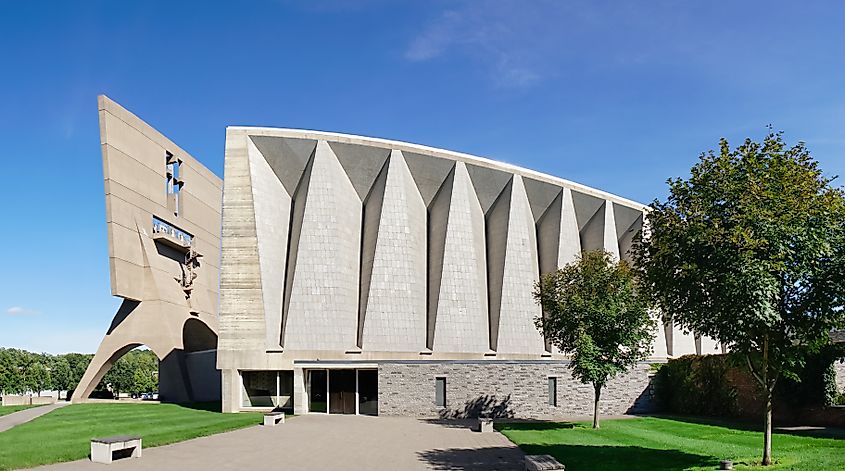 Breuer's Saint John's Abbey Church on the campus of Saint John's University. (Editorial credit: Ken Wolter / Shutterstock.com)
