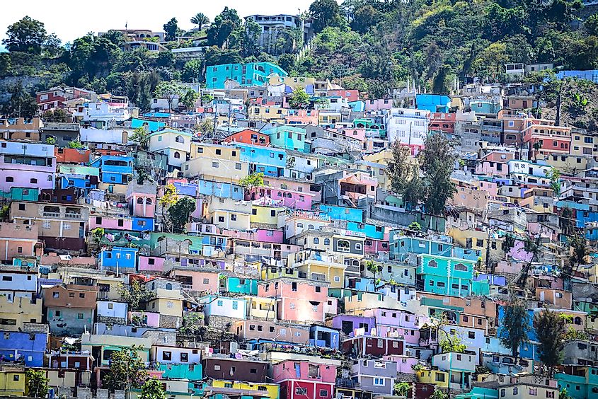 Housing stacked Port-Au-Prince, Haiti. Image used under license from Shutterstock.com.