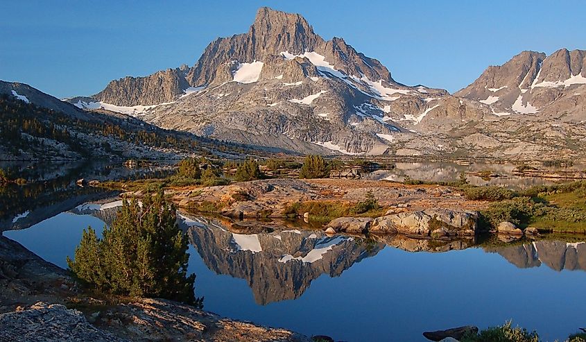 Mt. Davis over Thousand Island Lake