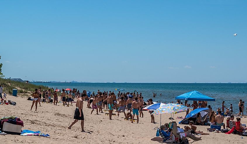 Crowded Indiana Dunes beach in summer.