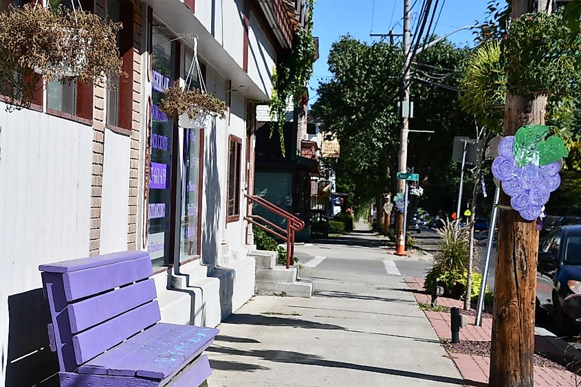 Main Street in downtown Naples, New York.