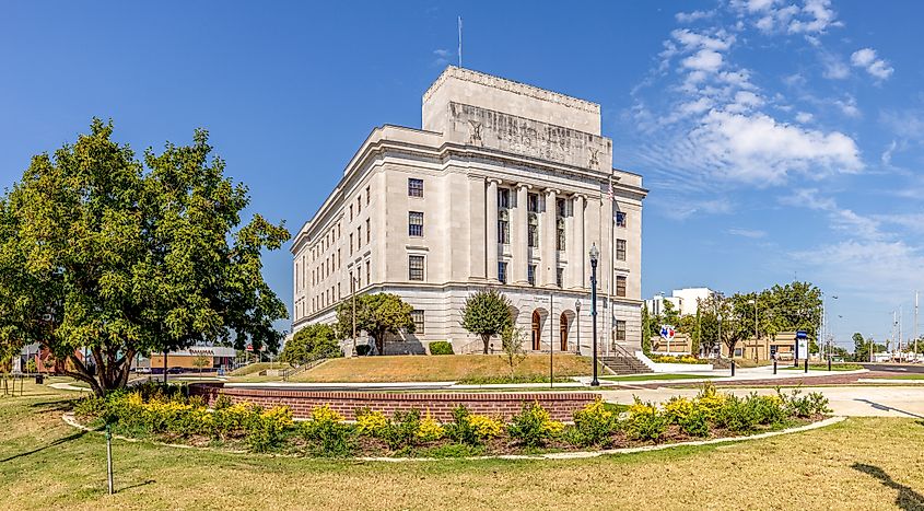 US Post Office and Courthouse in Texarkana, Arkansas.