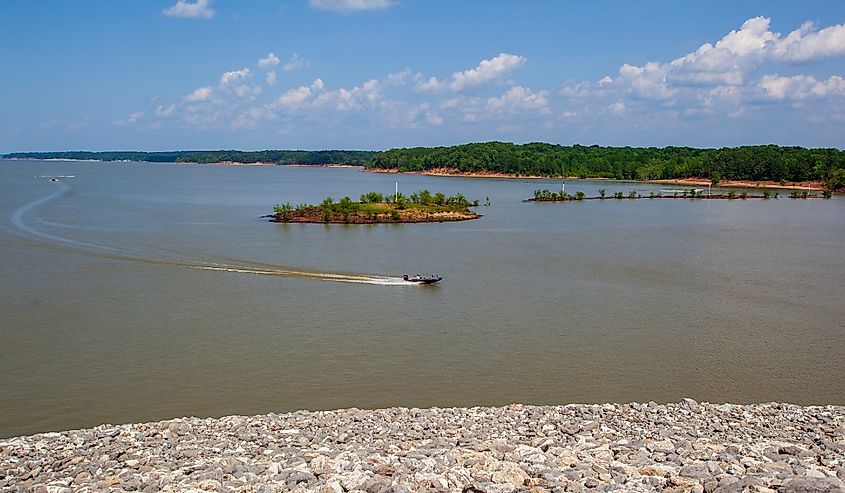 Sardis Lake and Sardis Dam on the Tallahatchie River, Mississippi.