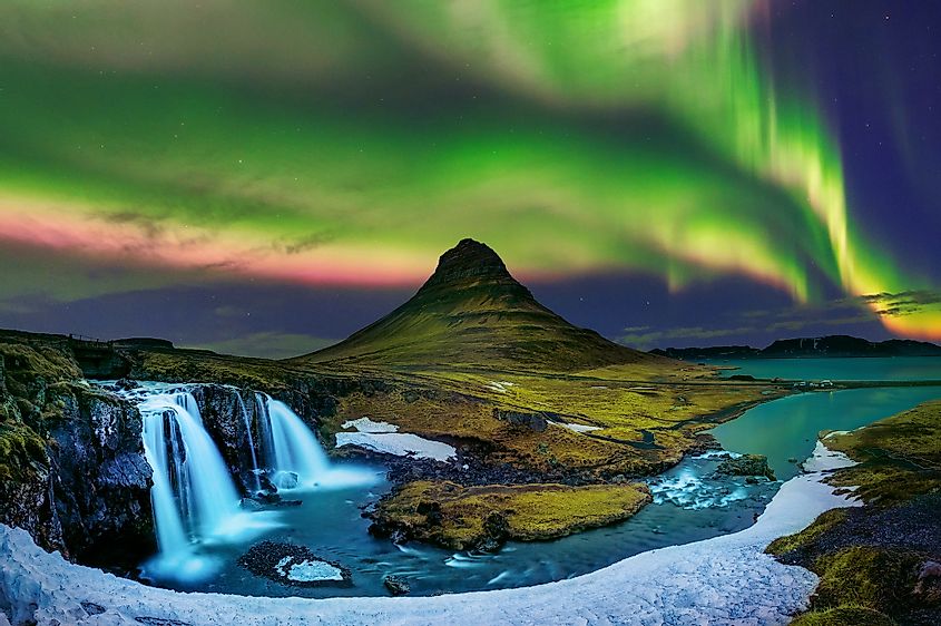 Northern Light, Aurora borealis at Kirkjufell in Iceland.