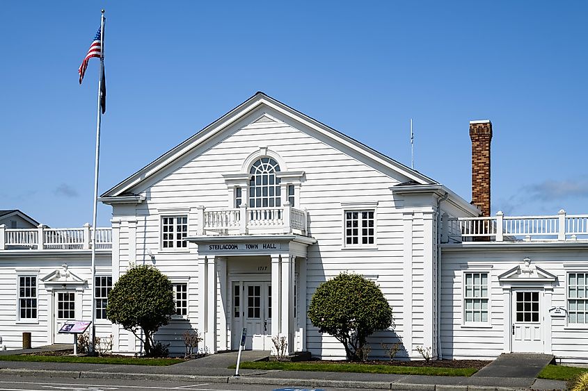 Steilacoom, Washington, USA: Historic Town Hall in the Pierce County community.